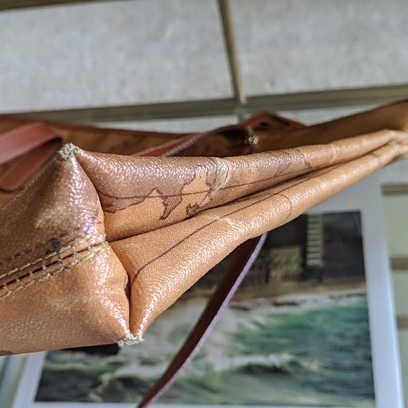 Alviero Martini Tote Purse - Picture 5 of 8